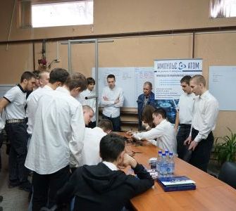 Будущие кадры для промышленности: студенты пензенского колледжа посетили завод "Импульс-Атом"