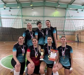 Волейболистки Импульс-Атом одержали победу на турнире в Сосновоборске Волейболистки Импульс-Атом одержали победу на турнире в Сосновоборске