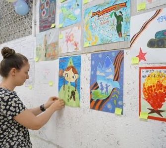 Дети сотрудников "Импульс-Атом" приняли участие в творческой акции ко Дню Победы Дети сотрудников "Импульс-Атом" приняли участие в творческой акции ко Дню Победы