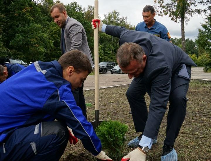 «Импульс-Атом» продолжил благоустройство в рамках акции «Зеленая Пенза»