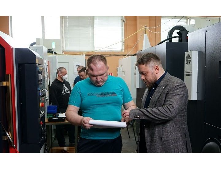 Ветеран СВО приступил к работе на "Импульс-Атом" Ветеран СВО приступил к работе на "Импульс-Атом"