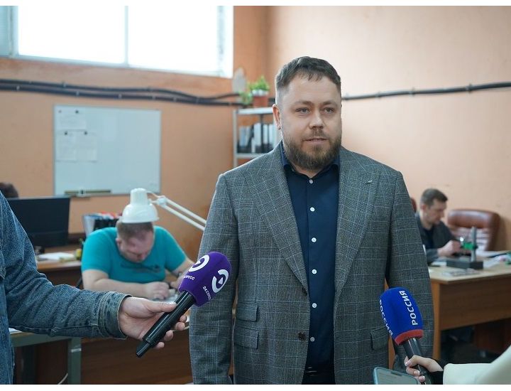 Ветеран СВО приступил к работе на "Импульс-Атом" Ветеран СВО приступил к работе на "Импульс-Атом"
