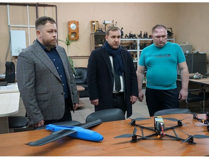 Ветеран СВО приступил к работе на "Импульс-Атом" Ветеран СВО приступил к работе на "Импульс-Атом"