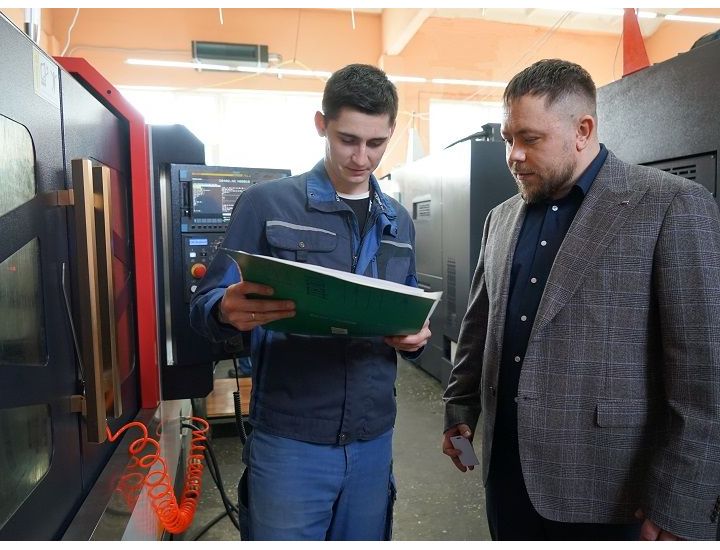 "Импульс-Атом" вышел в финал конкурса Минпромторга «Молодой промышленник года» "Импульс-Атом" вышел в финал конкурса Минпромторга «Молодой промышленник года»